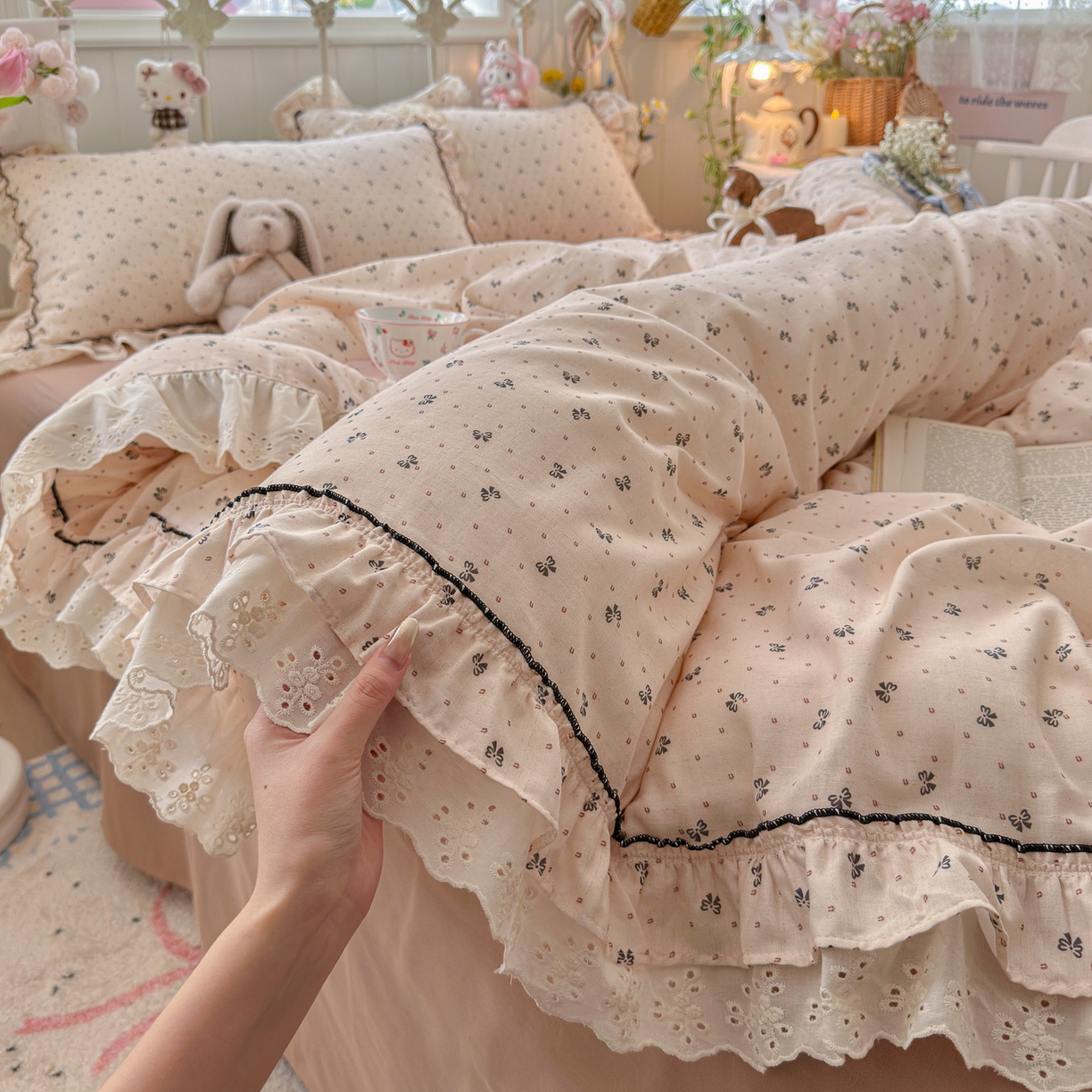 91家纺网 家纺一手货源 找家纺 （总）锦彩家居 2026新款A类全棉纯棉韩式花边款小清新双层纱四件套-半糖主义系列 （提供买家秀）
