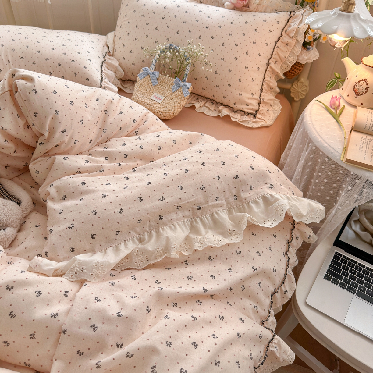 91家纺网 家纺一手货源 找家纺 （总）锦彩家居 2026新款A类全棉纯棉韩式花边款小清新双层纱四件套-半糖主义系列 （提供买家秀）