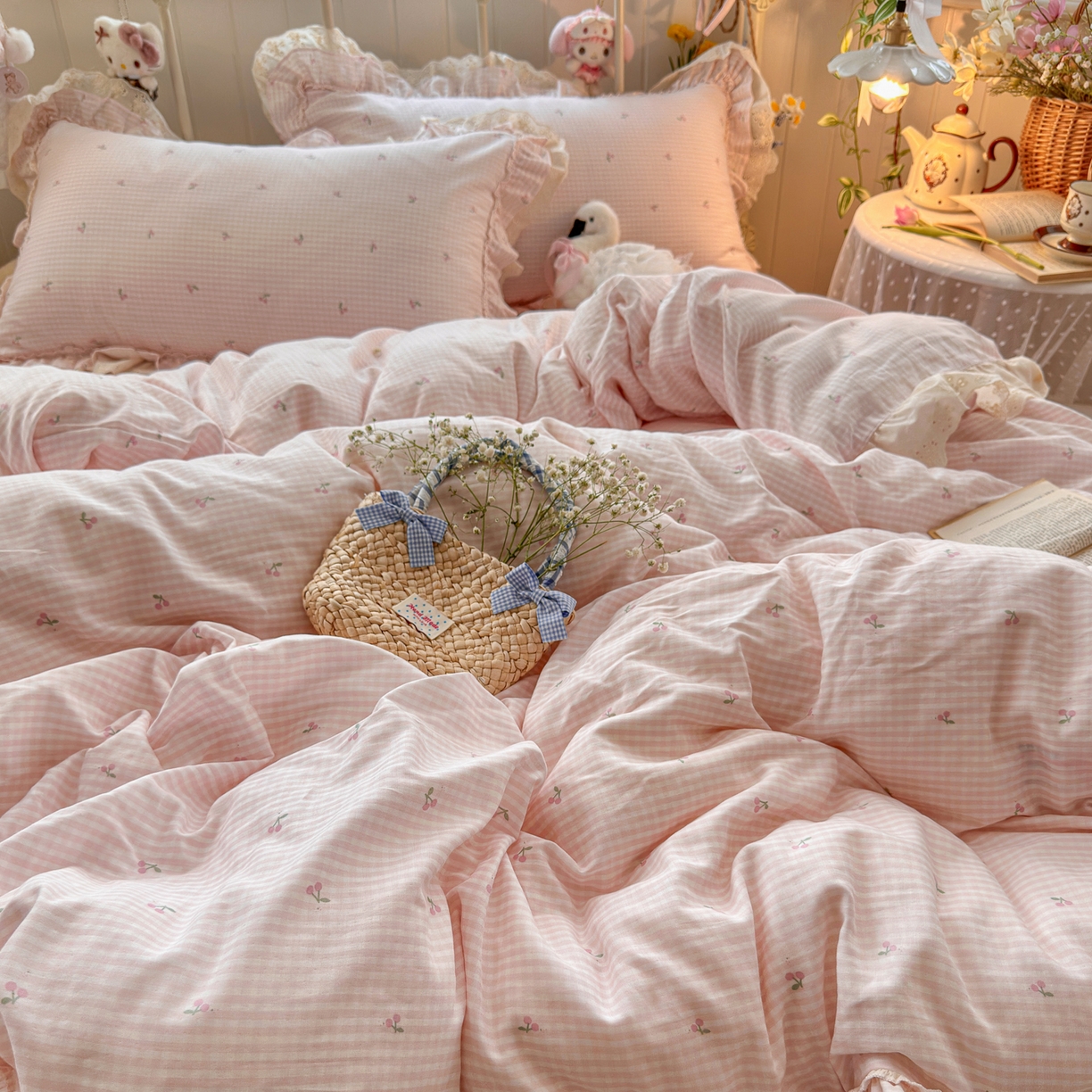 91家纺网 家纺一手货源 找家纺 锦彩家居 2026新款A类全棉纯棉韩式花边款小清新双层纱四件套-半糖主义系列 （提供买家秀） 奶油樱桃