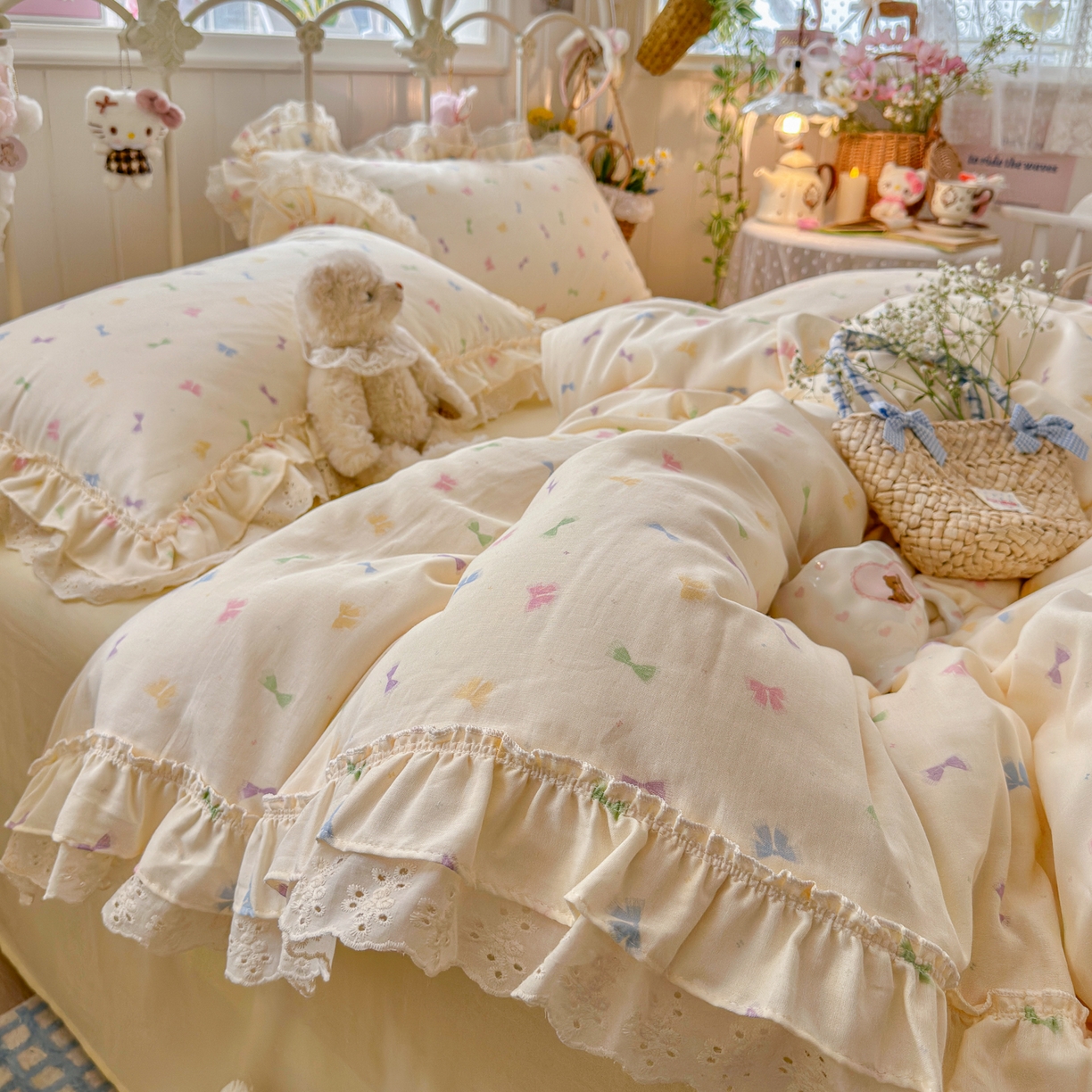 91家纺网 家纺一手货源 找家纺 锦彩家居 2026新款A类全棉纯棉韩式花边款小清新双层纱四件套-半糖主义系列 （提供买家秀） 梦幻蝶舞