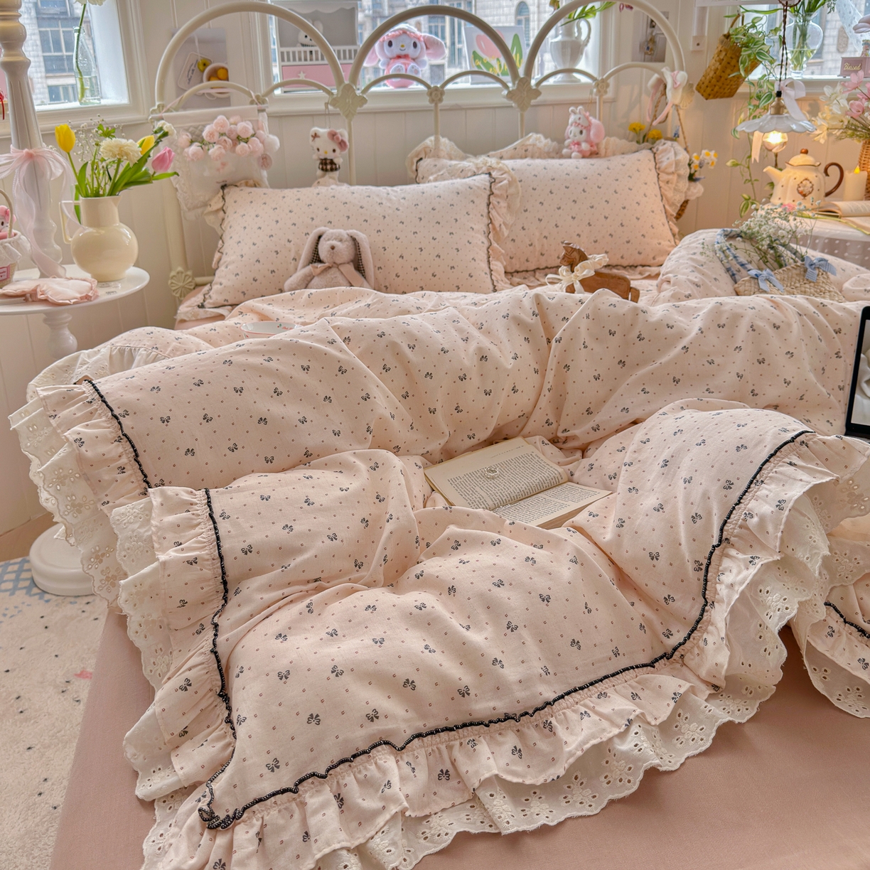 91家纺网 家纺一手货源 找家纺 锦彩家居 2026新款A类全棉纯棉韩式花边款小清新双层纱四件套-半糖主义系列 （提供买家秀） 焦糖摩卡