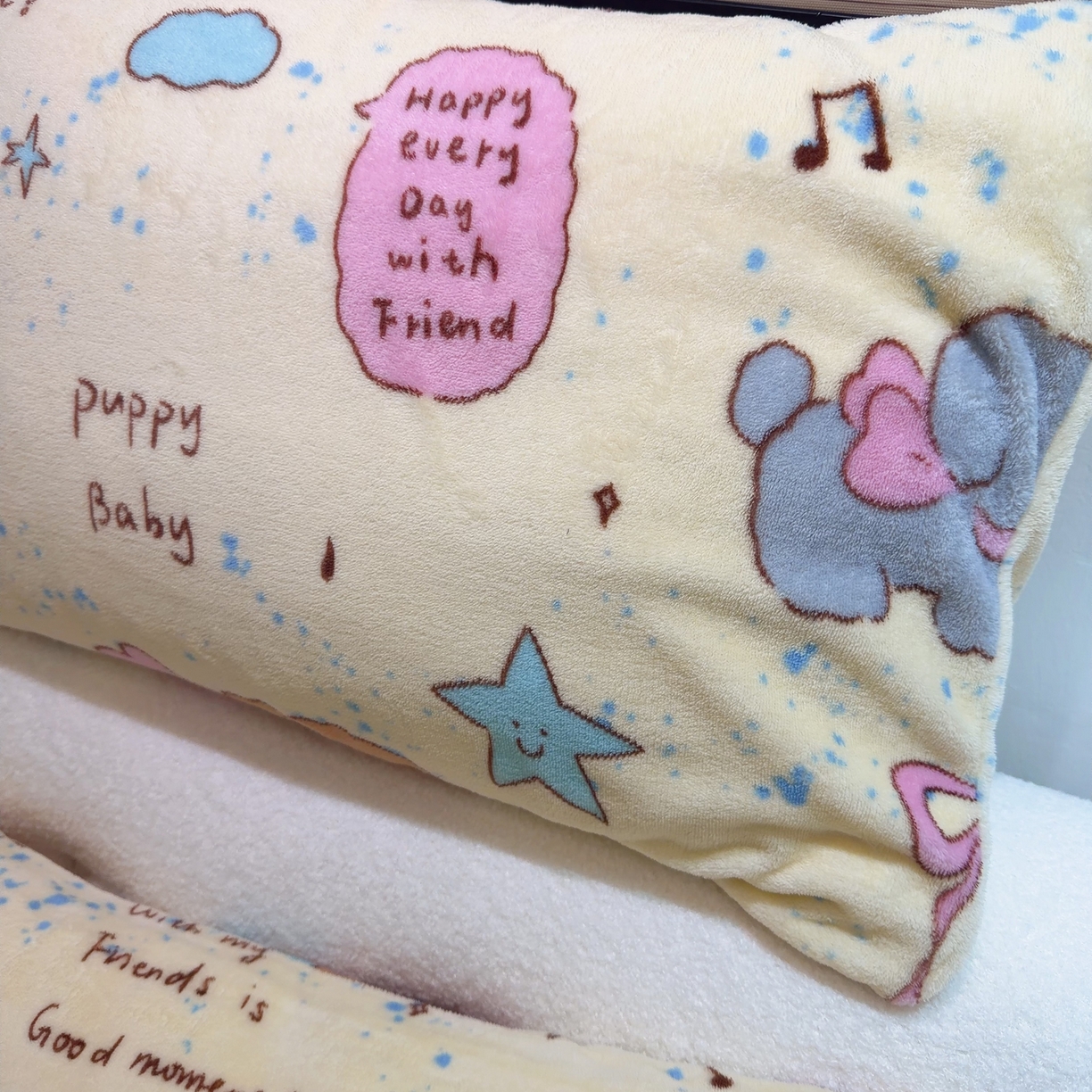 91家纺网 家纺一手货源 找家纺 润缦 2026新款卡通单枕套 猫狗日记