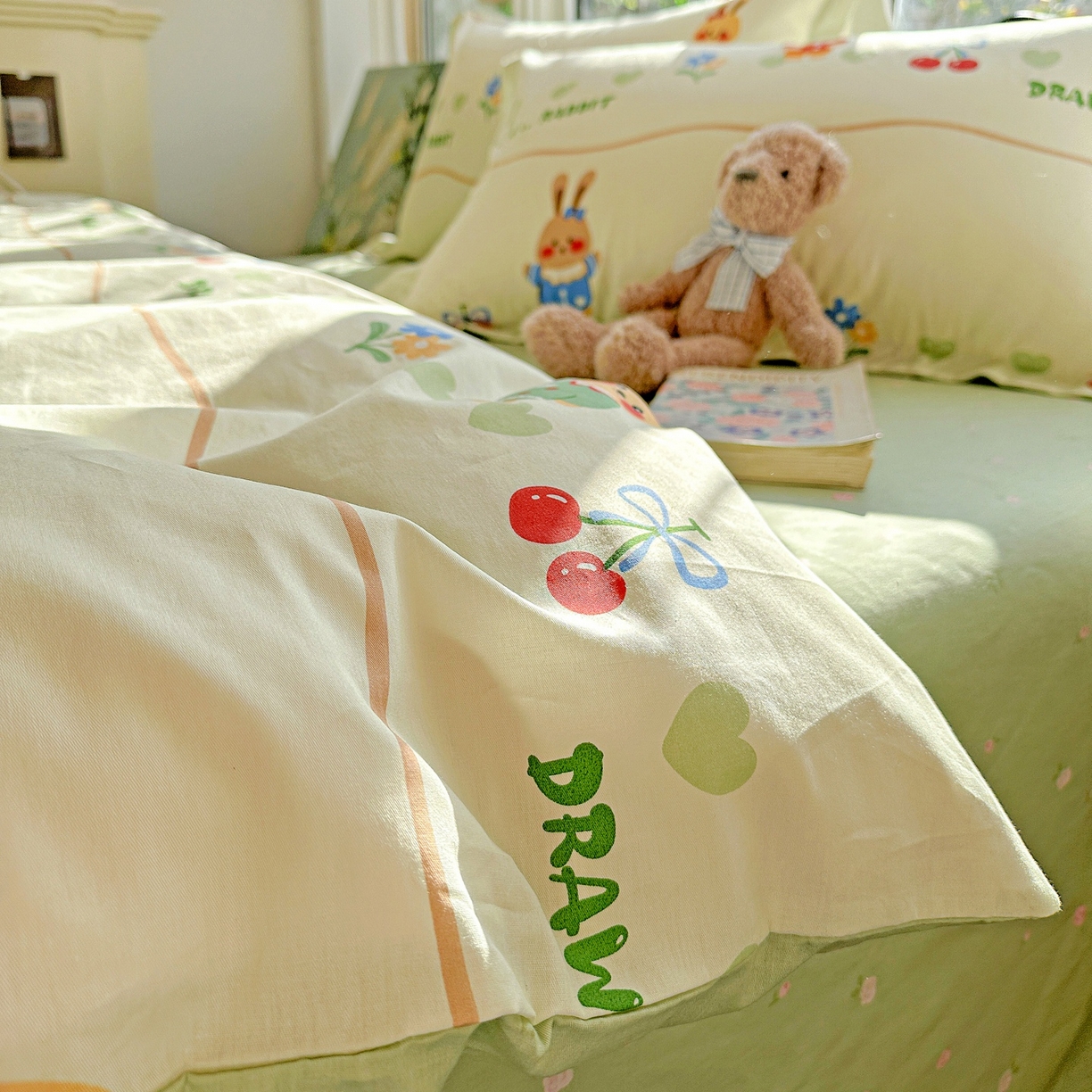 91家纺网 家纺一手货源 找家纺 恩泽家纺 2026春夏新款全棉纯棉12868印花四件套（提供买家秀，预留缩水率） 樱桃兔