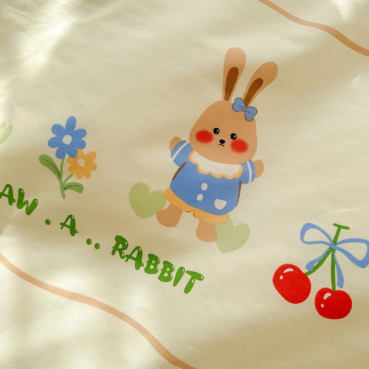 91家纺网 家纺一手货源 找家纺 恩泽家纺 2026春夏新款全棉纯棉12868印花四件套（提供买家秀，预留缩水率） 樱桃兔