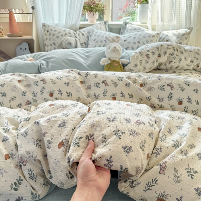 91家纺网 家纺一手货源 找家纺 丽美人家纺 2026新款A类皱皱纱双层印花四件套 紫雾叶兔