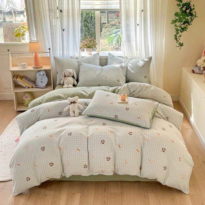 91家纺网 家纺一手货源 找家纺 丽美人家纺 2026新款A类皱皱纱双层印花四件套 格仔萌宠