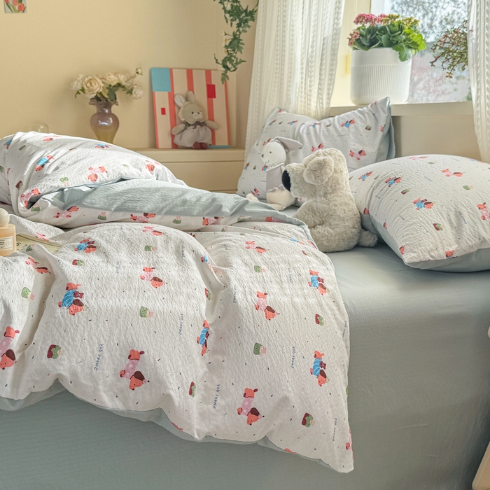 91家纺网 家纺一手货源 找家纺 丽美人家纺 2026新款A类皱皱纱双层印花四件套 洛洛小狗