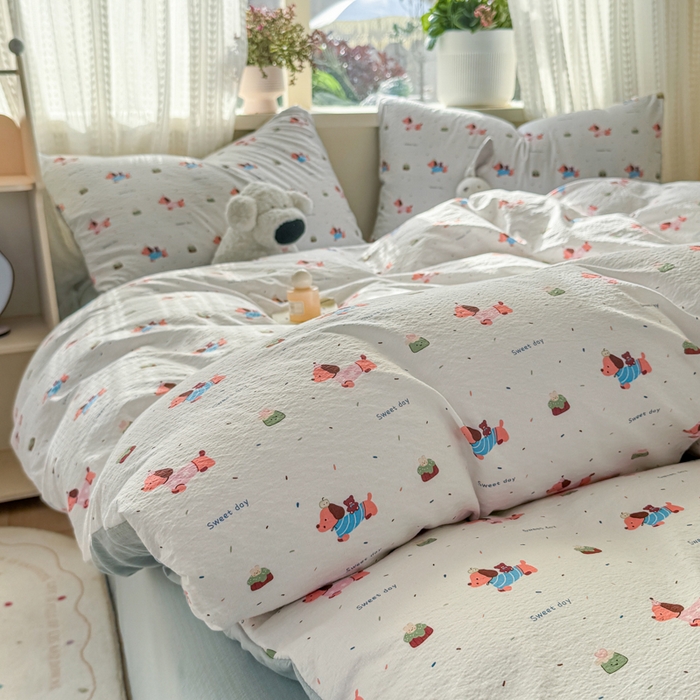 91家纺网 家纺一手货源 找家纺 丽美人家纺 2026新款A类皱皱纱双层印花四件套 洛洛小狗