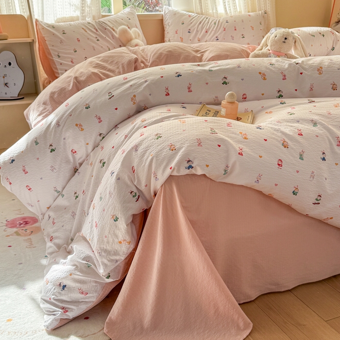 91家纺网 家纺一手货源 找家纺 丽美人家纺 2026新款A类皱皱纱双层印花四件套 桃心萌兔集