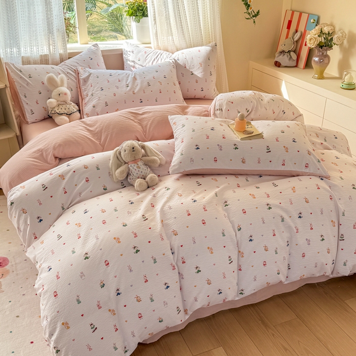 91家纺网 家纺一手货源 找家纺 丽美人家纺 2026新款A类皱皱纱双层印花四件套 桃心萌兔集