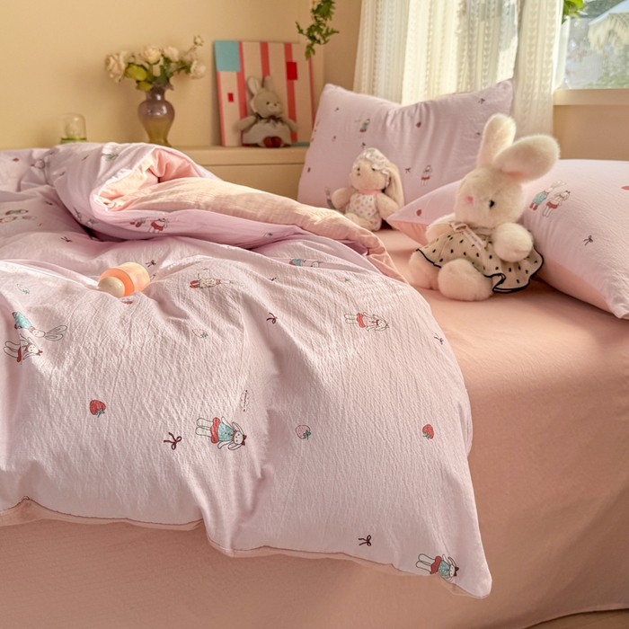 91家纺网 家纺一手货源 找家纺 丽美人家纺 2026新款A类皱皱纱双层印花四件套 兔小姐