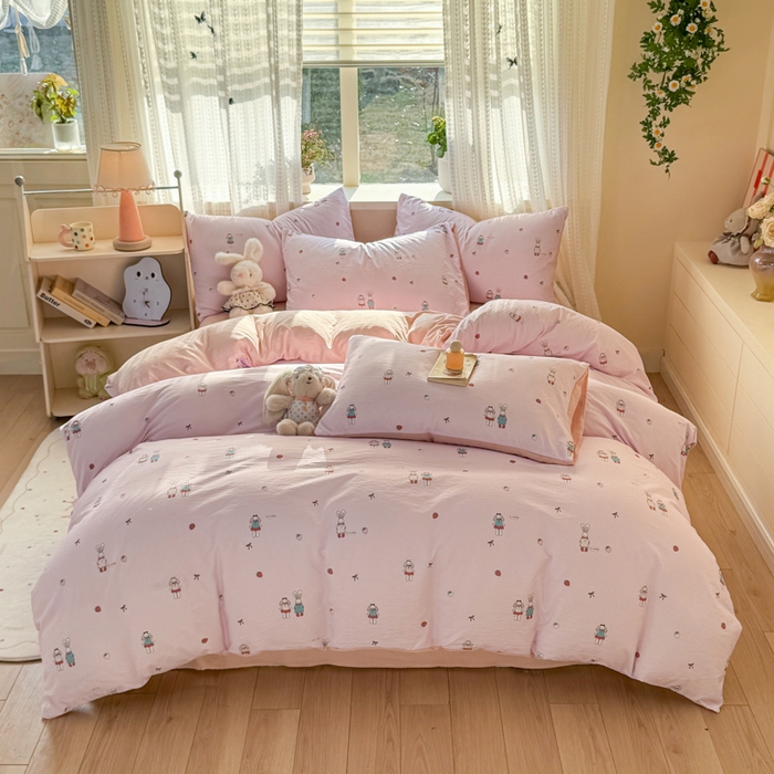 91家纺网 家纺一手货源 找家纺 丽美人家纺 2026新款A类皱皱纱双层印花四件套 兔小姐