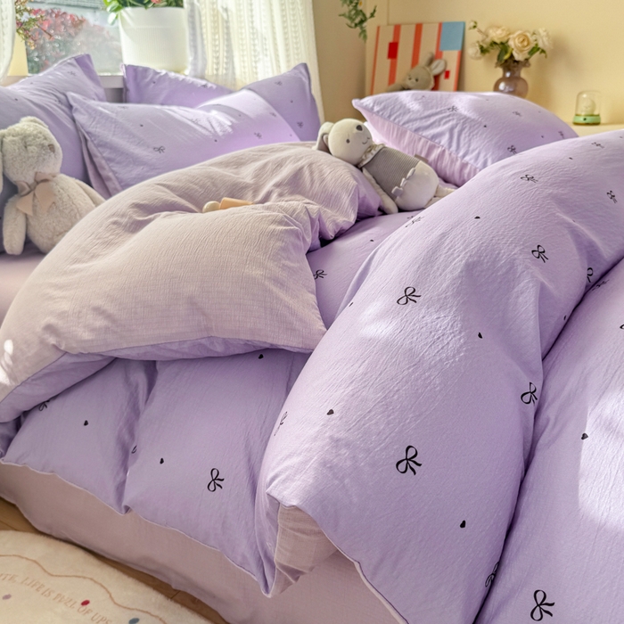 91家纺网 家纺一手货源 找家纺 丽美人家纺 2026新款A类皱皱纱双层印花四件套 紫色蝴蝶结