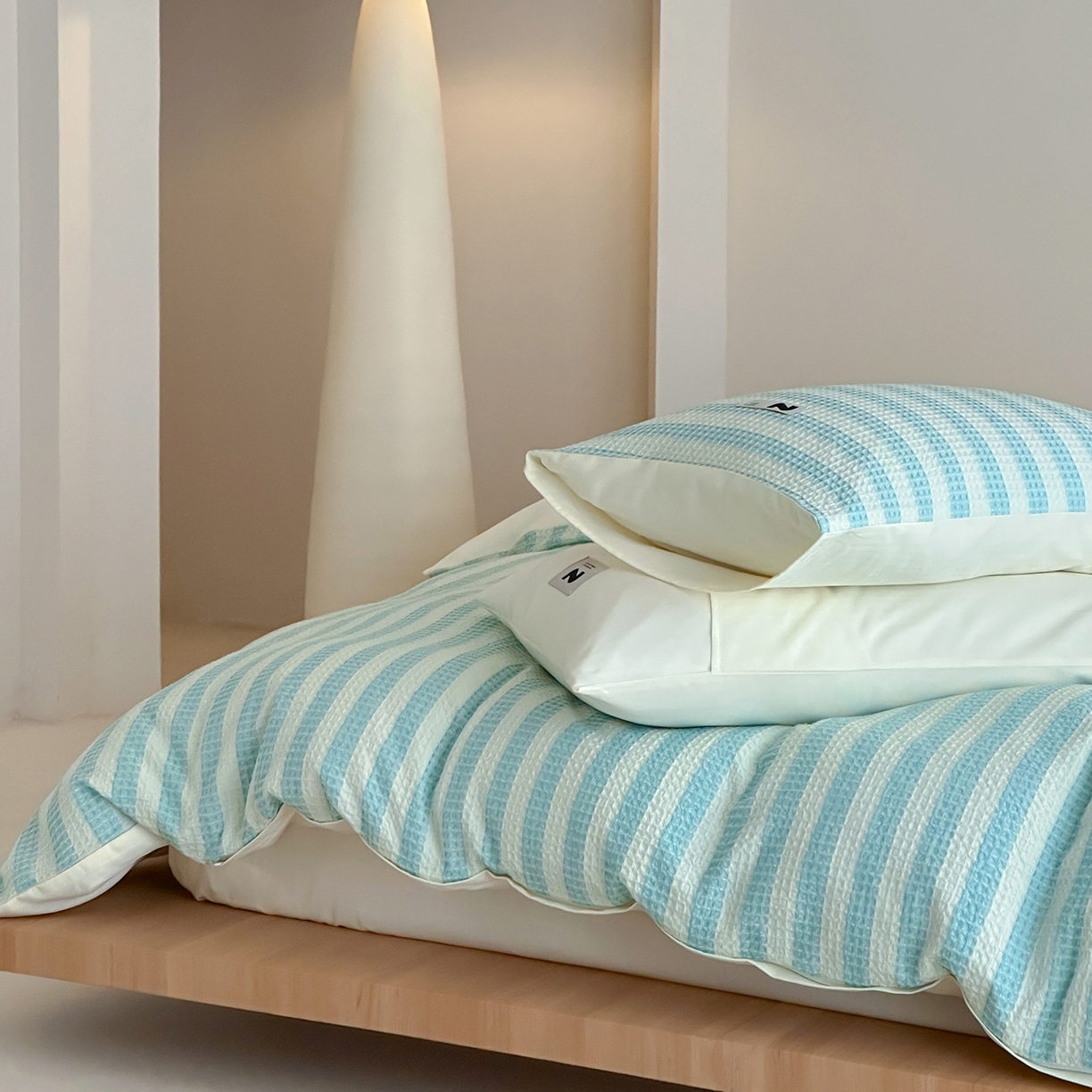 91家纺网 家纺一手货源 找家纺 静家居-简约原创家纺 2026新款ins小清晰简约全棉纯棉华夫格提花四件套-芝士系列 芝士-海盐蓝