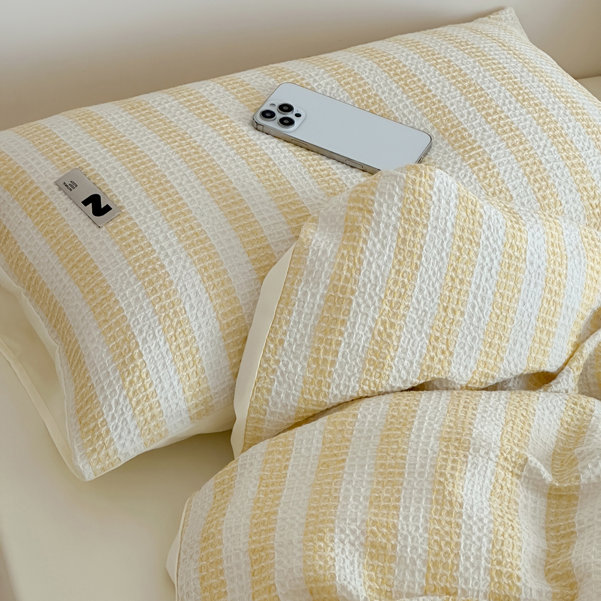 91家纺网 家纺一手货源 找家纺 静家居-简约原创家纺 2026新款ins小清晰简约全棉纯棉华夫格提花四件套-芝士系列 芝士-柠檬黄