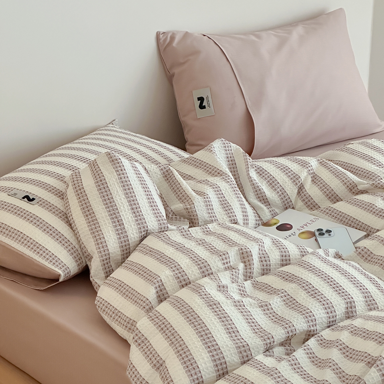 91家纺网 家纺一手货源 找家纺 静家居-简约原创家纺 2026新款ins小清晰简约全棉纯棉华夫格提花四件套-芝士系列 芝士-可可棕