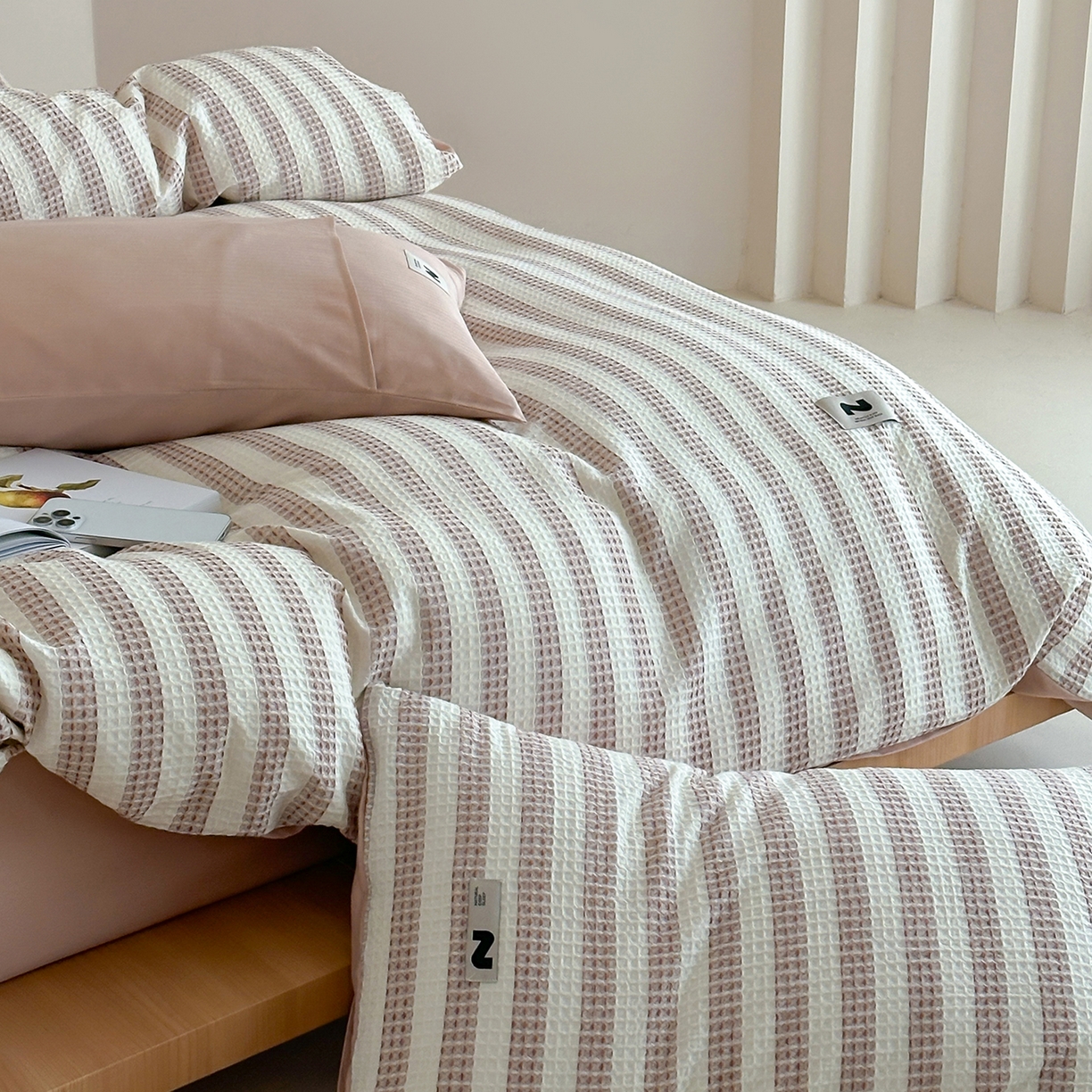 91家纺网 家纺一手货源 找家纺 静家居-简约原创家纺 2026新款ins小清晰简约全棉纯棉华夫格提花四件套-芝士系列 芝士-可可棕