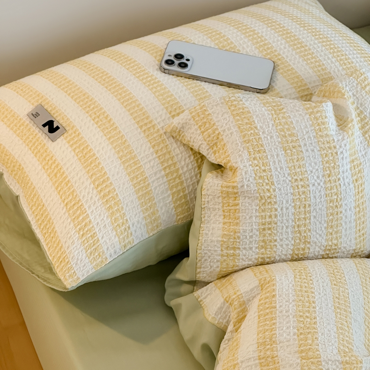 91家纺网 家纺一手货源 找家纺 静家居-简约原创家纺 2026新款ins小清晰简约全棉纯棉华夫格提花四件套-芝士系列 芝士-黄绿