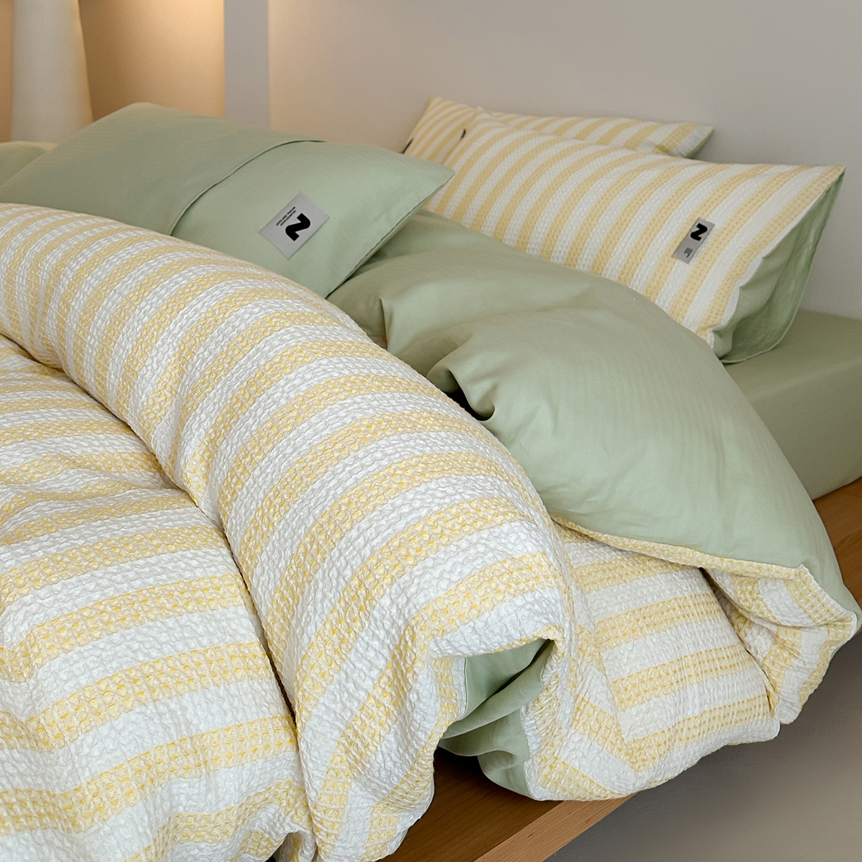 91家纺网 家纺一手货源 找家纺 静家居-简约原创家纺 2026新款ins小清晰简约全棉纯棉华夫格提花四件套-芝士系列 芝士-黄绿