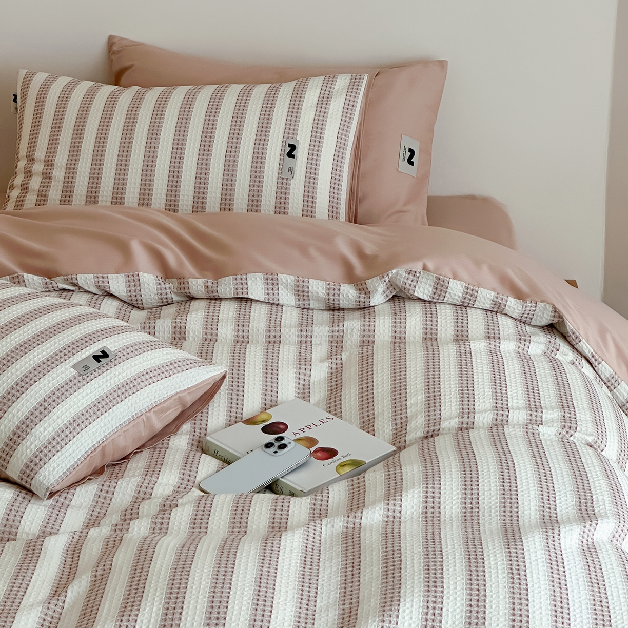 91家纺网 家纺一手货源 找家纺 静家居-简约原创家纺 2026新款ins小清晰简约全棉纯棉华夫格提花四件套-芝士系列 芝士-可可棕