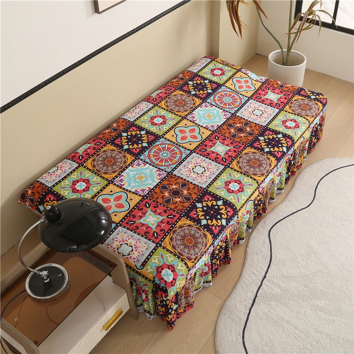 91家纺网 家纺一手货源 找家纺 雅竹家纺 牛奶丝印花裙边沙发床套 九宫