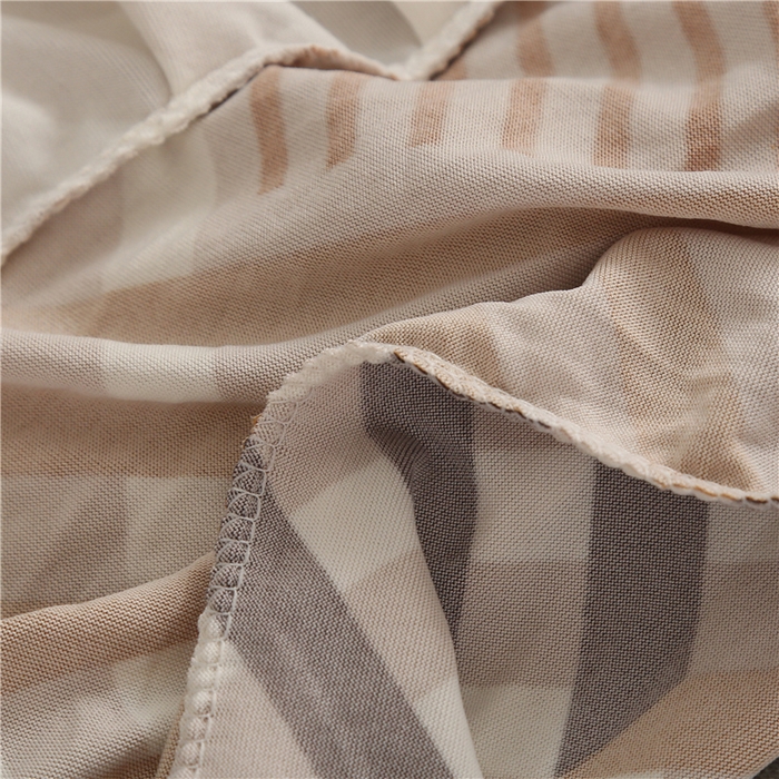 91家纺网 家纺一手货源 找家纺 雅竹家纺 牛奶丝印花裙边沙发床套 菱纹