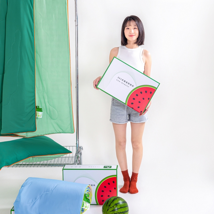 91家纺网 家纺一手货源 找家纺 爱彼家纺 2026春夏新款A类氨纶凉感丝西瓜大豆瓜瓜被夏被夏凉被空调被-系列二 瓜瓜被-西瓜绿