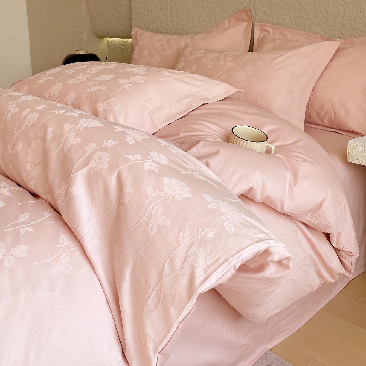 91家纺网 家纺一手货源 找家纺 （总）帅露家纺 2026新款A类全棉纯棉亮面浮雕提花四件套