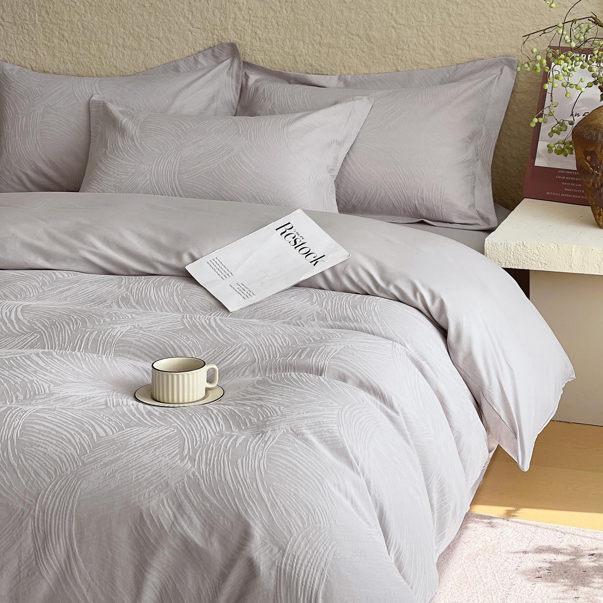 91家纺网 家纺一手货源 找家纺 帅露家纺 2026新款A类全棉纯棉亮面浮雕提花四件套 布兰卡-银灰