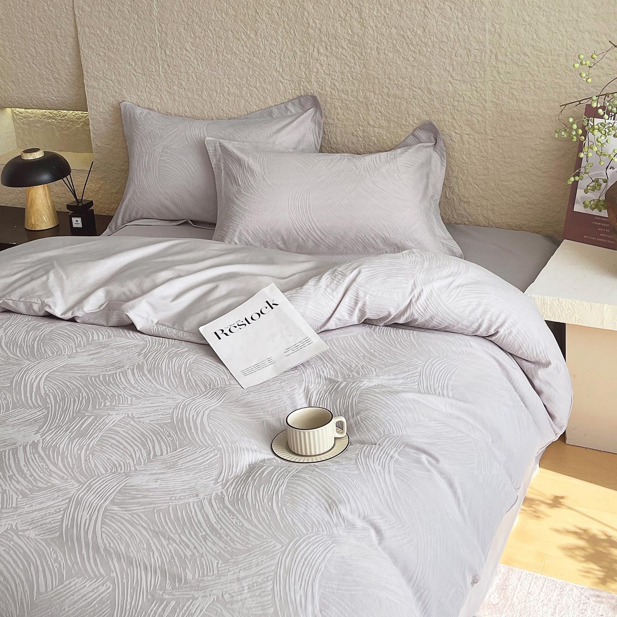 91家纺网 家纺一手货源 找家纺 帅露家纺 2026新款A类全棉纯棉亮面浮雕提花四件套 布兰卡-银灰