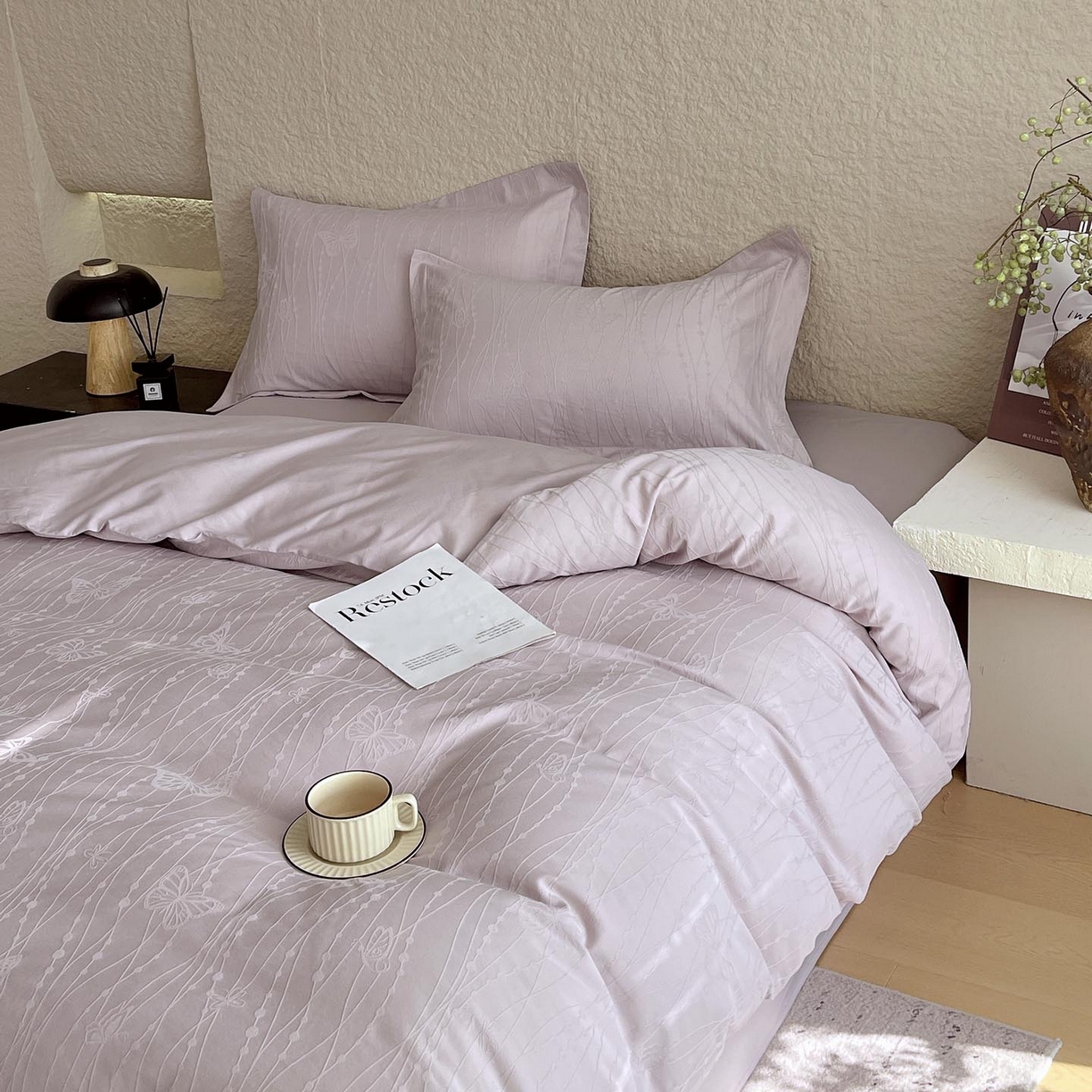 91家纺网 家纺一手货源 找家纺 帅露家纺 2026新款A类全棉纯棉亮面浮雕提花四件套 蝶梦-淡雅紫