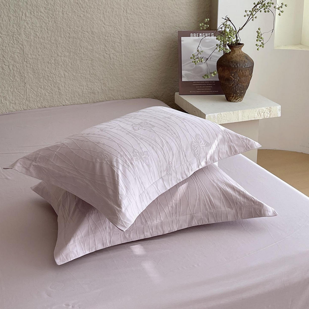 91家纺网 家纺一手货源 找家纺 帅露家纺 2026新款A类全棉纯棉亮面浮雕提花四件套 蝶梦-淡雅紫