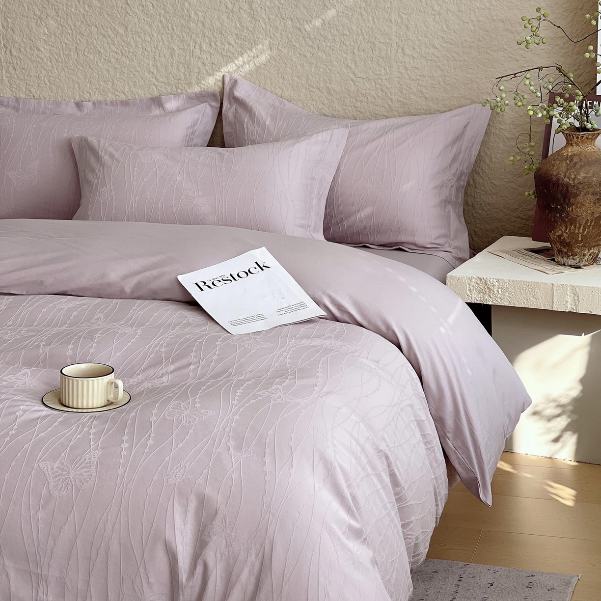 91家纺网 家纺一手货源 找家纺 帅露家纺 2026新款A类全棉纯棉亮面浮雕提花四件套 蝶梦-淡雅紫