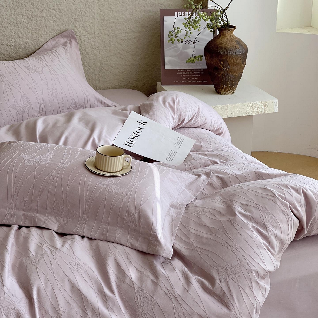 91家纺网 家纺一手货源 找家纺 帅露家纺 2026新款A类全棉纯棉亮面浮雕提花四件套 蝶梦-淡雅紫