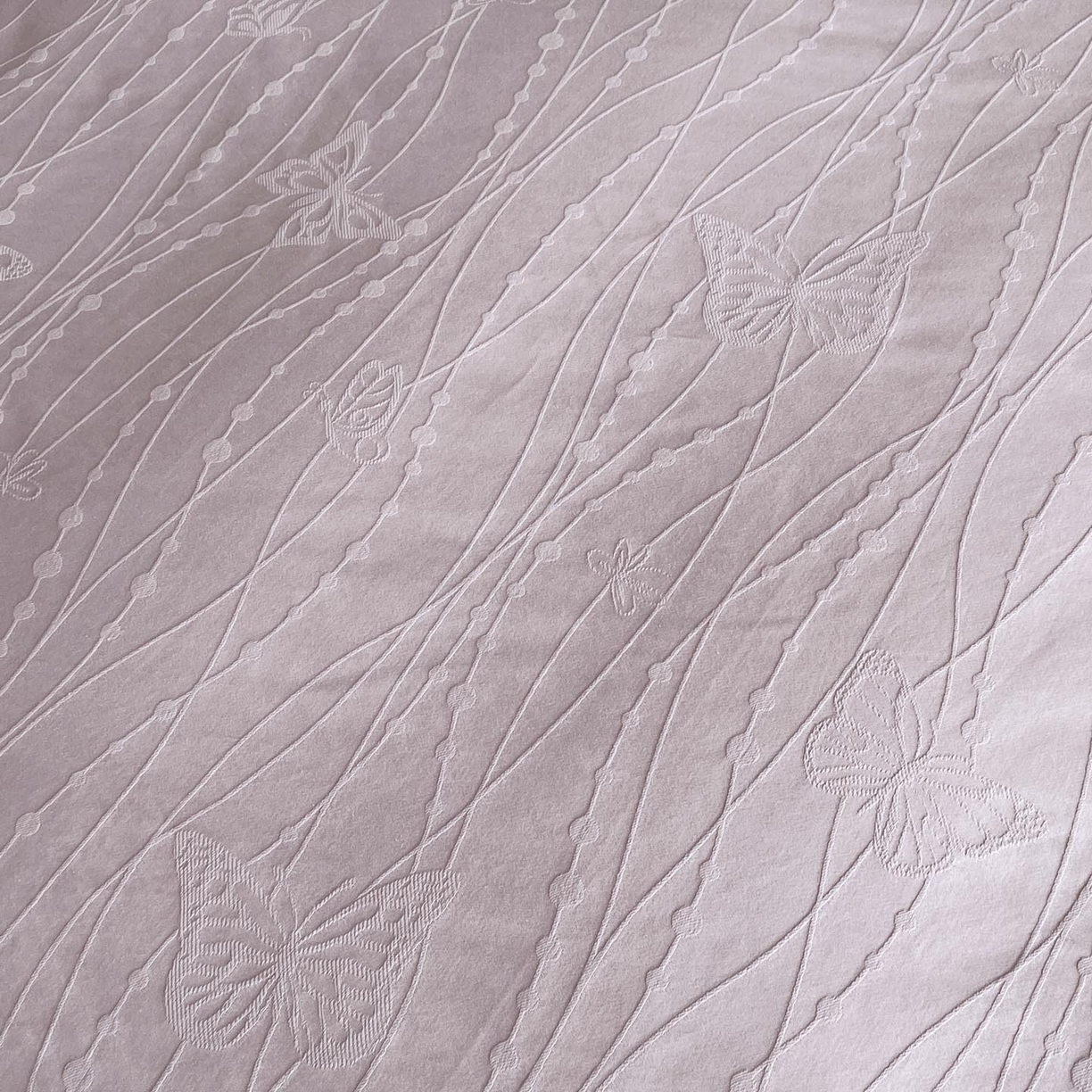 91家纺网 家纺一手货源 找家纺 帅露家纺 2026新款A类全棉纯棉亮面浮雕提花四件套 蝶梦-淡雅紫