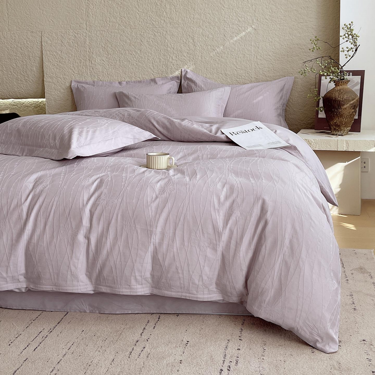 91家纺网 家纺一手货源 找家纺 帅露家纺 2026新款A类全棉纯棉亮面浮雕提花四件套 蝶梦-淡雅紫