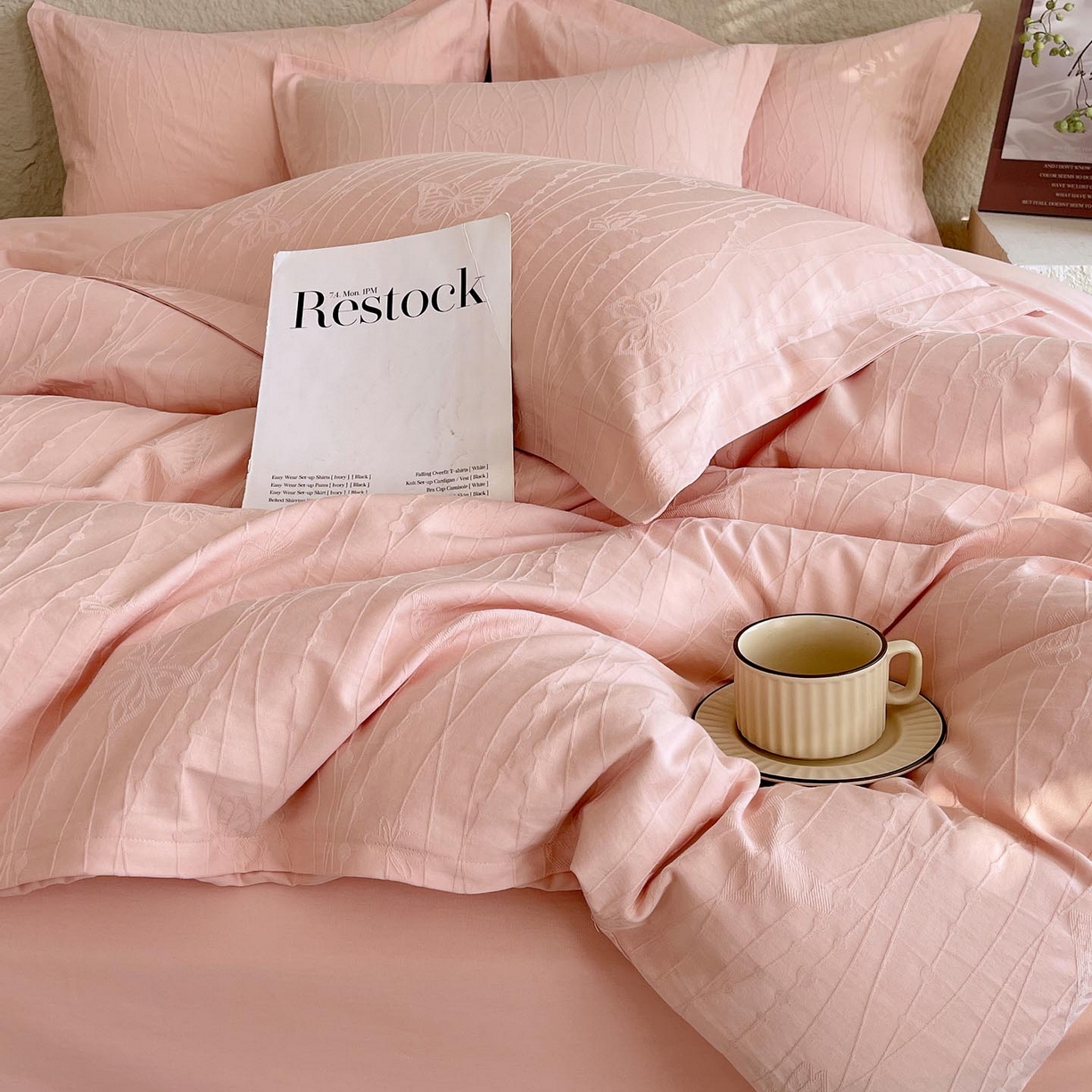 91家纺网 家纺一手货源 找家纺 帅露家纺 2026新款A类全棉纯棉亮面浮雕提花四件套 蝶梦-唯美粉