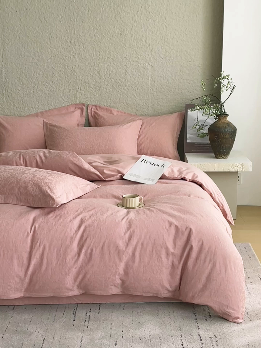 91家纺网 家纺一手货源 找家纺 帅露家纺 2026新款A类全棉纯棉亮面浮雕提花四件套 梵花绘-浓粉