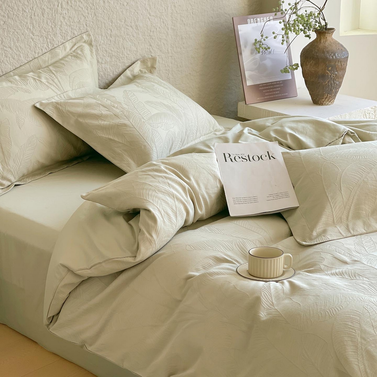 91家纺网 家纺一手货源 找家纺 帅露家纺 2026新款A类全棉纯棉亮面浮雕提花四件套 焦野-奶绿