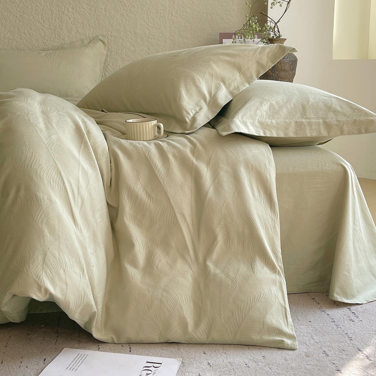 91家纺网 家纺一手货源 找家纺 帅露家纺 2026新款A类全棉纯棉亮面浮雕提花四件套 焦野-奶绿