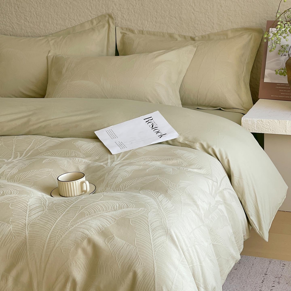 91家纺网 家纺一手货源 找家纺 帅露家纺 2026新款A类全棉纯棉亮面浮雕提花四件套 焦野-奶绿
