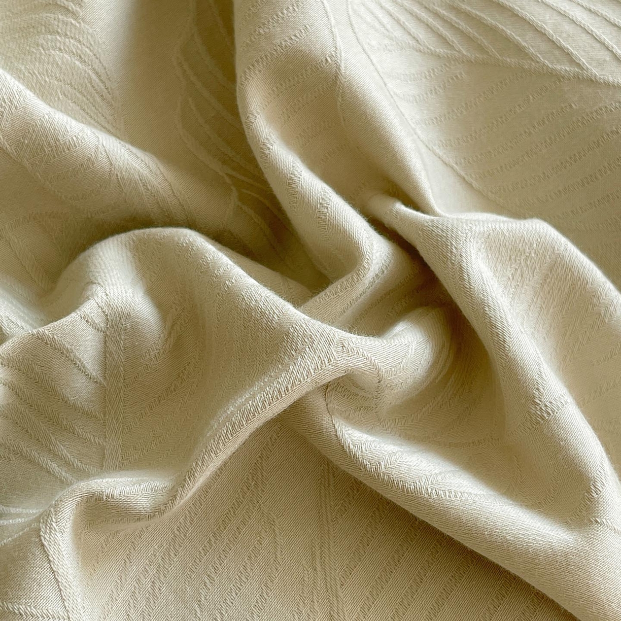 91家纺网 家纺一手货源 找家纺 帅露家纺 2026新款A类全棉纯棉亮面浮雕提花四件套 焦野-奶绿