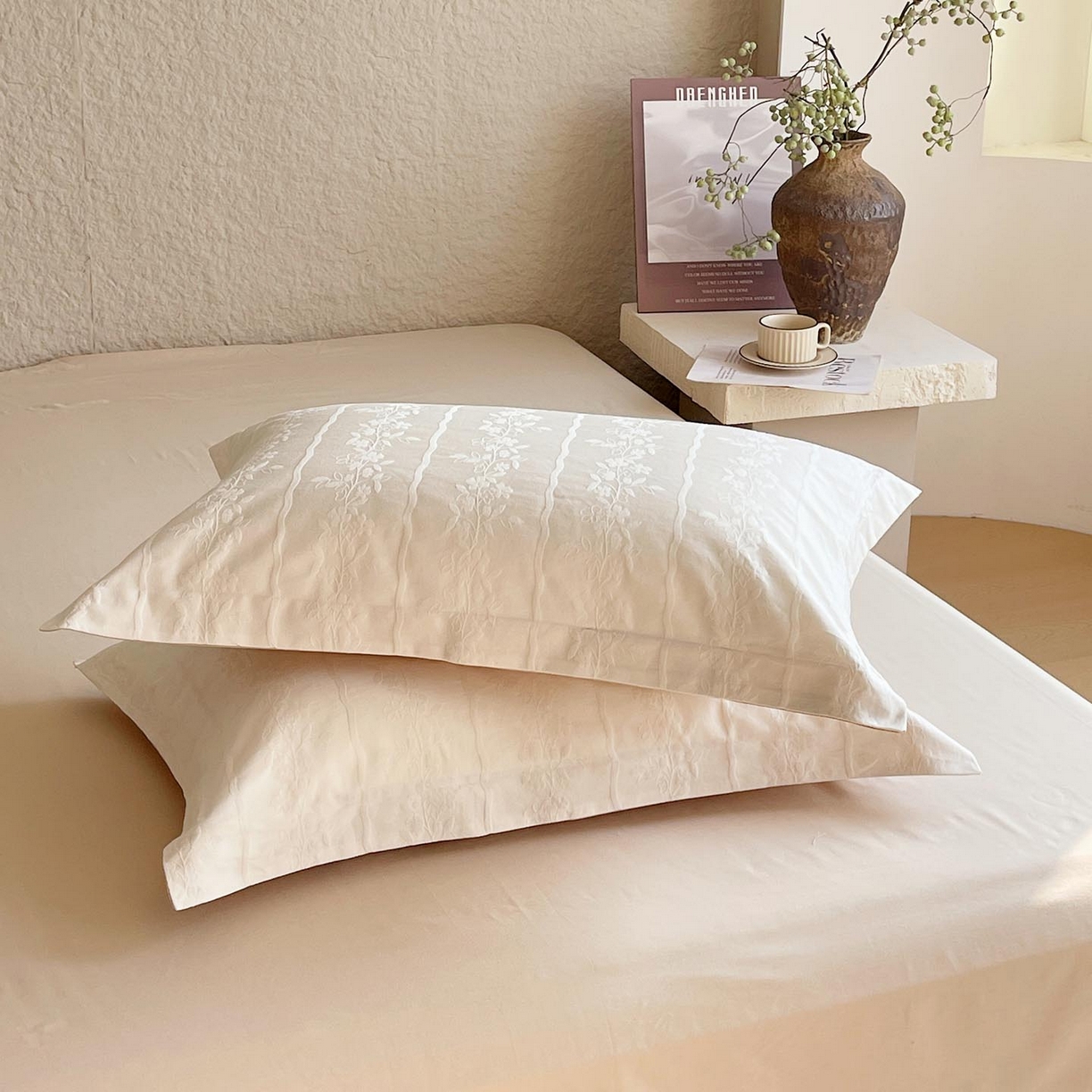 91家纺网 家纺一手货源 找家纺 帅露家纺 2026新款A类全棉纯棉亮面浮雕提花四件套 浪漫情缘-米杏