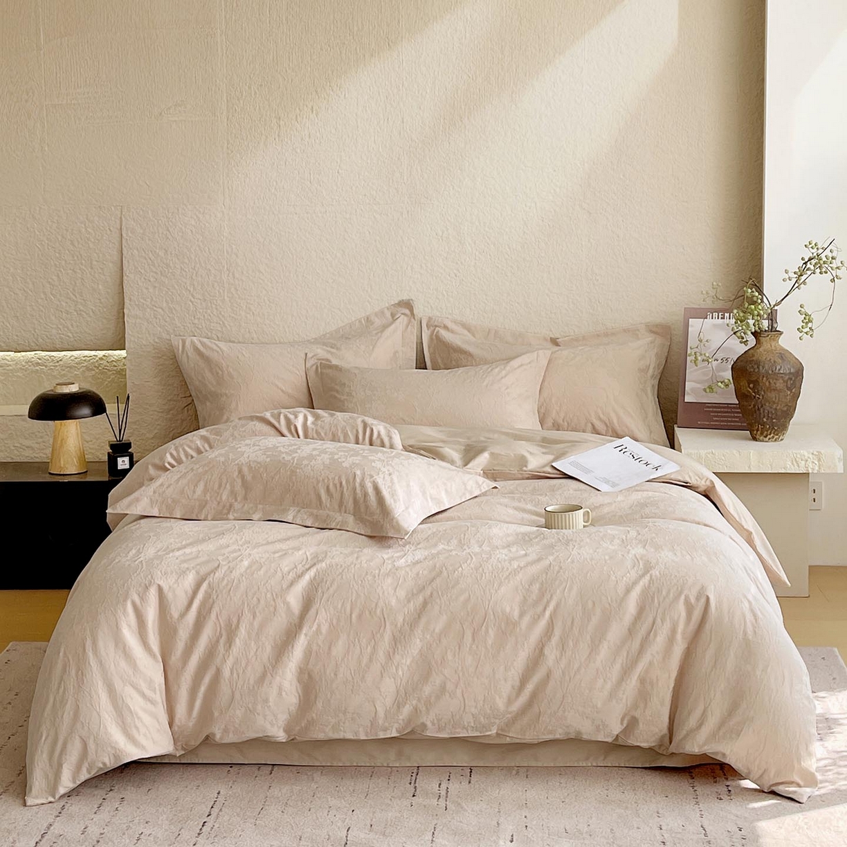 91家纺网 家纺一手货源 找家纺 帅露家纺 2026新款A类全棉纯棉亮面浮雕提花四件套 梦幻花园-米杏