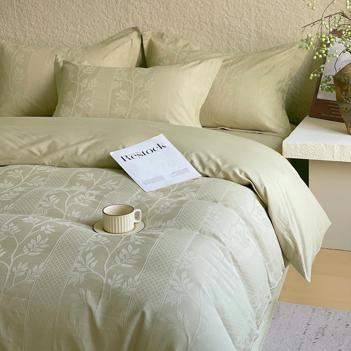 91家纺网 家纺一手货源 找家纺 帅露家纺 2026新款A类全棉纯棉亮面浮雕提花四件套 芊芊叶语-奶绿