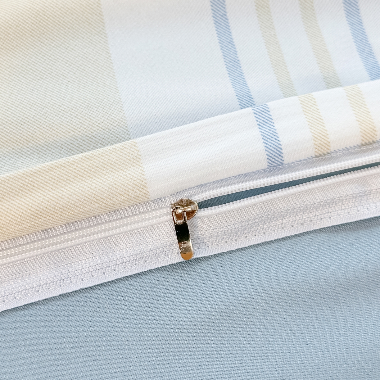 91家纺网 家纺一手货源 找家纺 楠沐家纺 2026新款大学生宿舍多件套学生三件套被褥全套六件套床垫枕芯被芯四件套 英伦蓝格