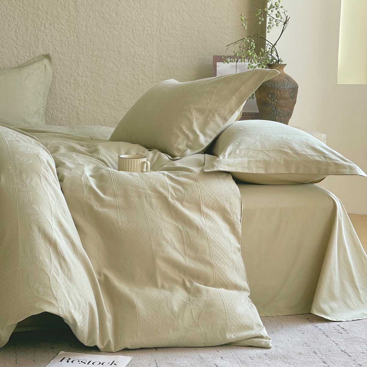 91家纺网 家纺一手货源 找家纺 帅露家纺 2026新款A类全棉纯棉亮面浮雕提花四件套 芊芊叶语-奶绿