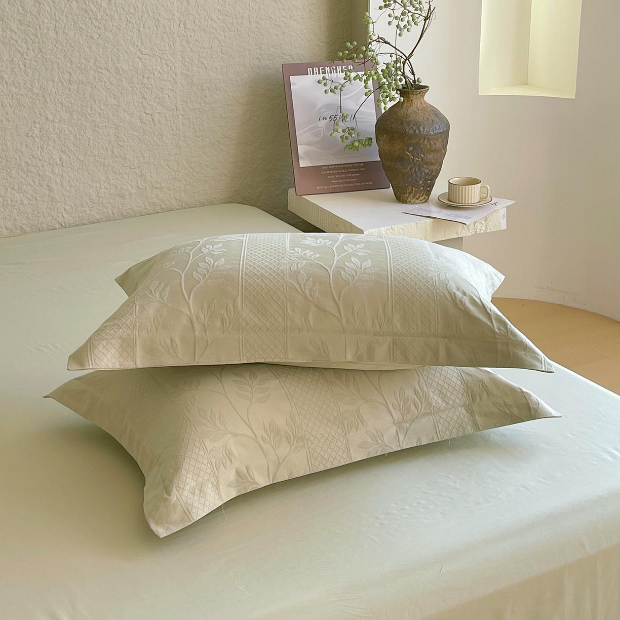 91家纺网 家纺一手货源 找家纺 帅露家纺 2026新款A类全棉纯棉亮面浮雕提花四件套 芊芊叶语-奶绿