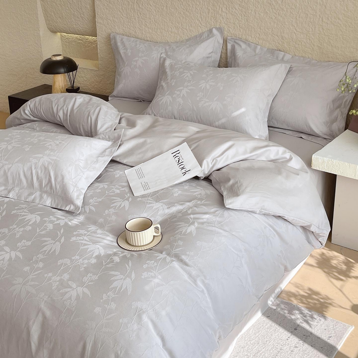 91家纺网 家纺一手货源 找家纺 帅露家纺 2026新款A类全棉纯棉亮面浮雕提花四件套 森语集-银灰