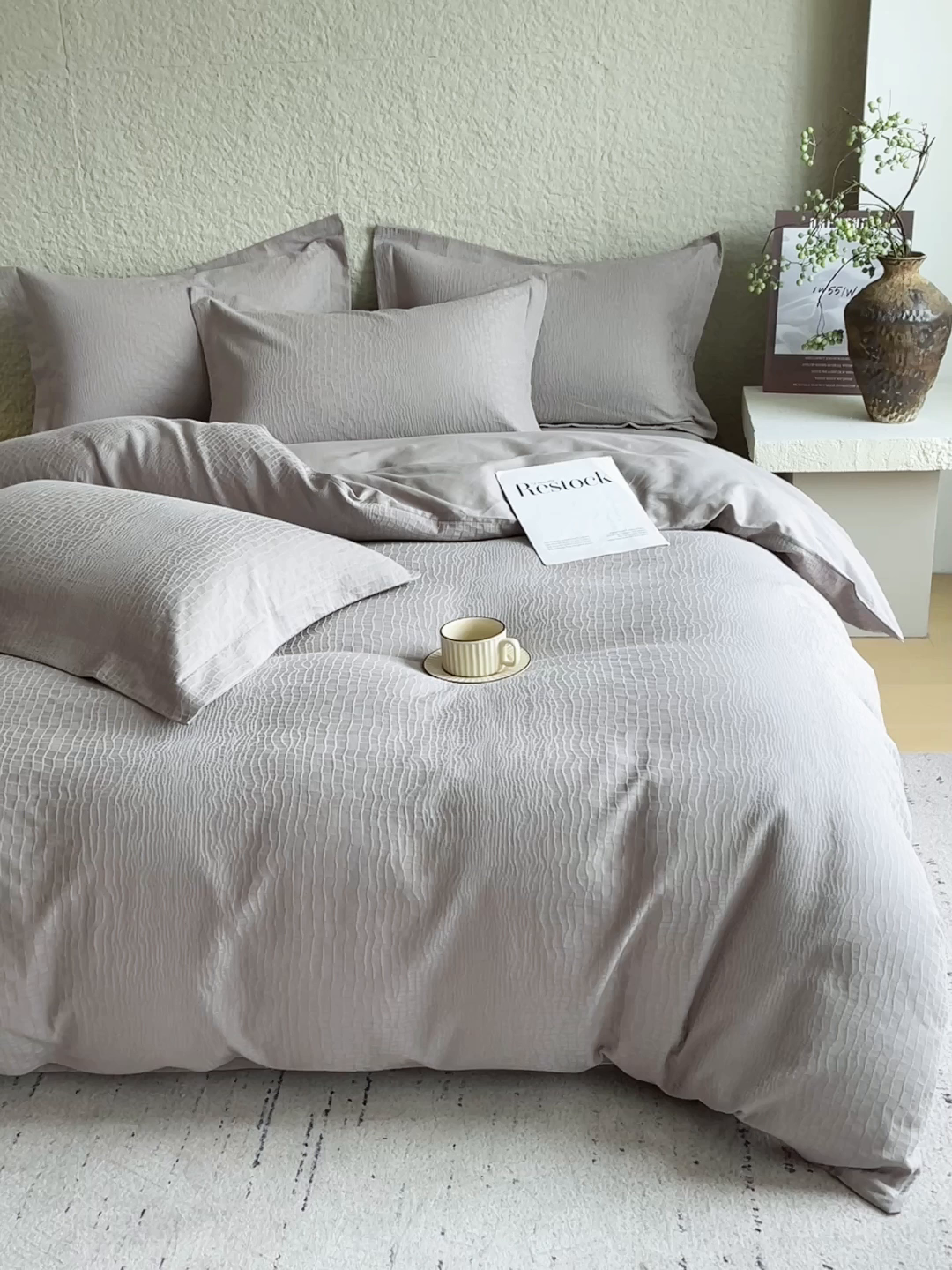 91家纺网 家纺一手货源 找家纺 帅露家纺 2026新款A类全棉纯棉亮面浮雕提花四件套 石烁-太空灰